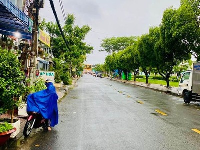 Chdv mặt tiền gần aeon - đhct - dòng tiền hơn 20tr - 100m 5 tầng giá 12 tỷ nhỉnh xíu 1