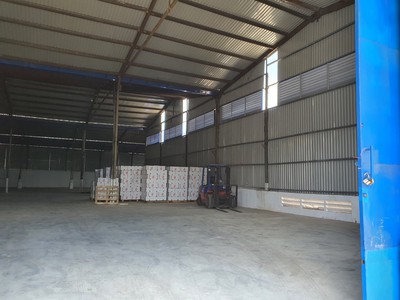 Cho thuê nhà kho diện tích 200M2 đường Đỗ Bá - giá chỉ 10 triệu 0