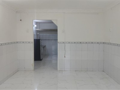 188/ lê  đình  cẩn - bình tân - hẻm ô tô thông  - 43m2  - 2 tầng - ngang 4m dài  11 - giá chỉ 3.5 4