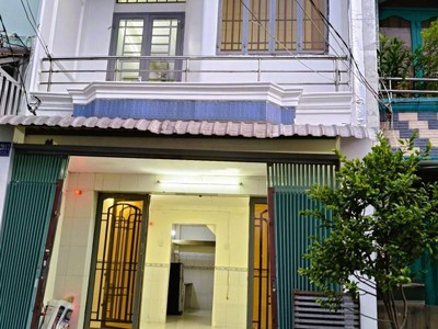 188/ lê  đình  cẩn - bình tân - hẻm ô tô thông  - 43m2  - 2 tầng - ngang 4m dài  11 - giá chỉ 3.5 0