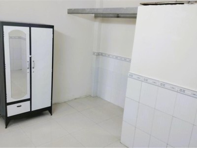 188/ lê  đình  cẩn - bình tân - hẻm ô tô thông  - 43m2  - 2 tầng - ngang 4m dài  11 - giá chỉ 3.5 3