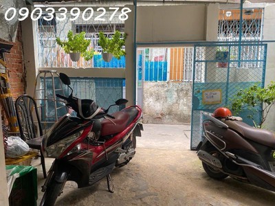 Bán nhà hẻm xe hơi lạc long quân 4.3x11m2 - 4 tầng - hoàn công đủ 1