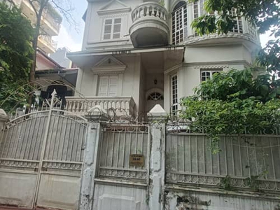 Bán biệt thự đặng thai mai 5 tầng 295m2 thoáng 4 mặt 55 tỷ thiết kế phong cách ý 0