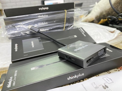 Cáp type C ra HDMI - VGA và USB - 3 trong 1 - Lenovo Thinkplus Type C USB-C 3-in-1 Adapter USB Hub, 4