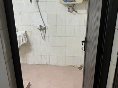 Cần cho thuê nhà ở phố Đào Duy Từ 3