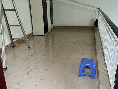 Cần cho thuê nhà ở phố Đào Duy Từ 4