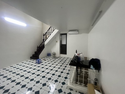 Cần cho thuê nhà ở phố Đào Duy Từ 0