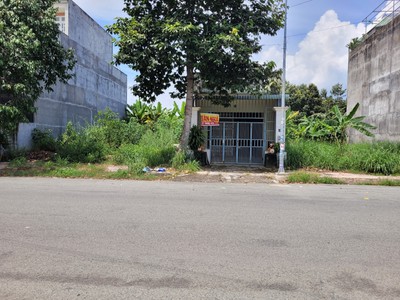 Ngợp bank nên bán gấp lô đất ngay cổng khu công nghệ cao, cách sân bay 7p bao công chứng 2