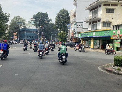 Bán nhà phố mặt tiền trần phú nguyễn trãi  8x16 5tầng,tn thuê 120tr/th 1