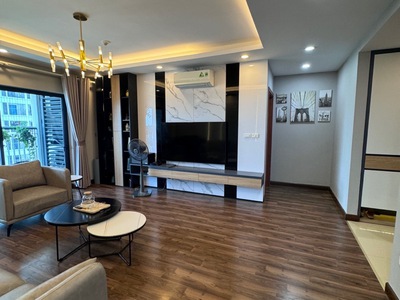 Chính chủ cần bán chung cư đường hồ tùng mậu,phú diễn ,bắc từ liêm,mặt tiền rộng 7m giá 9 tỷ 3. 2