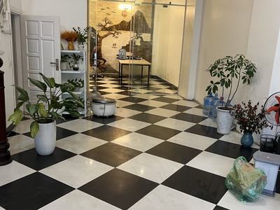 Tôi chính chủ cho thuê nhà mặt tiền 6 tầng tại địa chỉ nhà số 3 ngõ 118 ngách 8 nguyễn khánh toàn 1