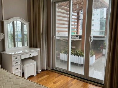 Cho thuê CHCC Leman Q.3, 150m2, 2Pn, 2 tollet, nội thất như hình 4