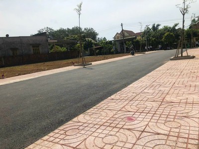 Em Thơ đang nắm 2 suất giá  nội bộ  nằm ngay cổng KCN Giang Điền ,Sổ sẵn gần sân bay Long Thành 2