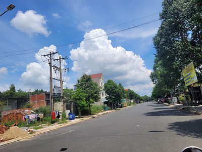 Bán nền biệt thự ngay cổng khu công nghệ cao 500 ha, dân cư đông đúc, sang tên ngay trong ngày 2