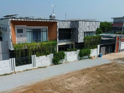 Kẹt tiền ngân hàng, bán gấp 100m2 măt tiền 32m nối thẳng vào cổng KCN Cao 500 ha, chỉ 850trđ sổ sẳn 1