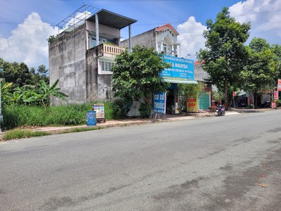 KẸT TIỀN cần bán gấp lô đất ngay KCN 125m2 Giá chưa đến 1 tỷ 0