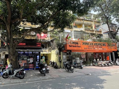 Cơ hội đầu tư sinh lời cao, chính chủ bán nhà mặt phố 118 b1 tập thể thành công, quận ba đình. 4