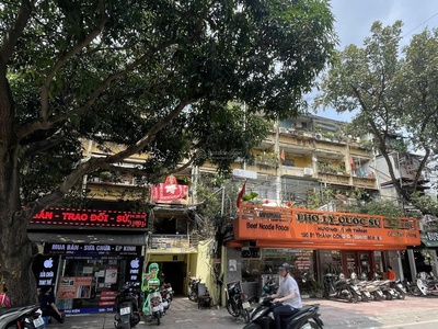 Cơ hội đầu tư sinh lời cao, chính chủ bán nhà mặt phố 118 b1 tập thể thành công, quận ba đình. 2