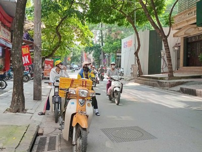 Mp vũ ngọc phan, phân lô, 45m2, 4t, kd sầm uất, thoáng trước sau - ô chờ thang máy. giá 22 tỷ 0