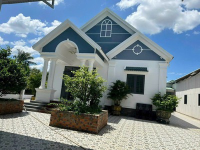 Biệt thự, xưởng may tổng dt 1500m2 xã Trung Hòa, huyện Chợ Gạo, Tiền Giang, giá 6.9 tỷ 0