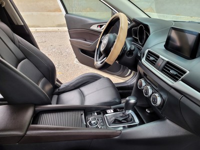 Cần bán Xe 5 chỗ Mazda3 2019 bản Luxyry2019 bản faylip 1