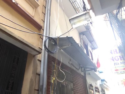 Bán Nhà Xuân Thủy, Ngõ Ô TÔ tải thông tứ phía, 2 mặt ngõ cách oto 15m. 38m2/3Tầng/Giá 4,2tỷ 0