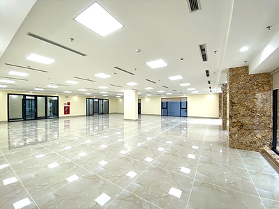 Bán Tòa Văn Phòng VIP 9 Tầng MP Hoàng Ngân.Đang cho thuê 500tr.th. DT 400.5m2. Giá 215 TỶ 8