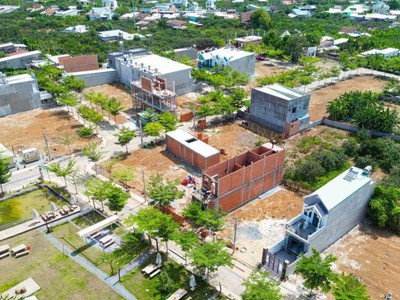 Bán đất mặt tiền đường 32 m ngay nút giao CT Biên Hòa -Vũng Tàu cạnh công viên nước 380 ha 3