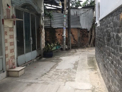 Hiếm    nhà chính chủ lâu năm cần bán đường hậu giang - ngang khủng 8m - 48m2 - giá chỉ 3