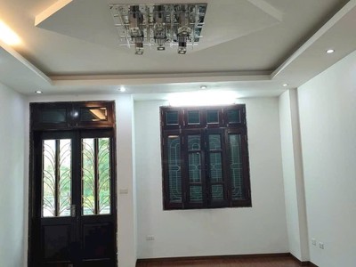 45m2 trung hòa- mặt phố kd sầm uất cực vip- vỉa hè đá bóng - thang máy - thông sàn - giá 23.5 tỷ 0