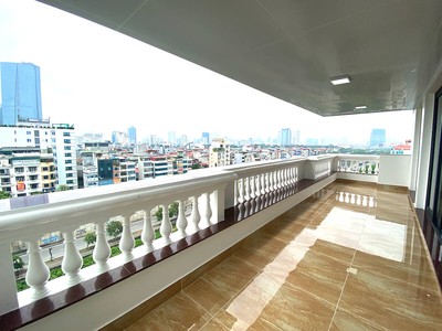 Bán Tòa Văn Phòng 9 Tầng Mặt Phố Quan Hoa.Vị Trí Đắc Địa.DT 190m2.MT 9.5m. Gia 95 TỶ 9