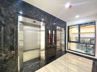 Bán Tòa Văn Phòng 9 Tầng Mặt Phố Quan Hoa.Vị Trí Đắc Địa.DT 190m2.MT 9.5m. Gia 95 TỶ 3