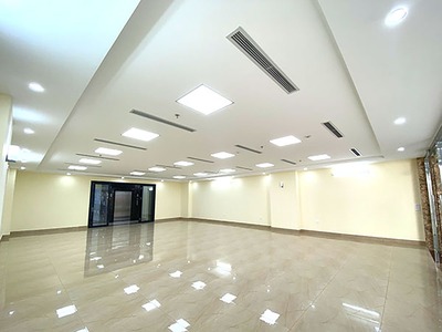 Bán Tòa Văn Phòng 9 Tầng Mặt Phố Hoàng Ngân. Đang cho thuê 300tr/th. Giá 120 TỶ 7
