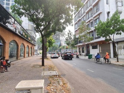 Mặt tiền lớn, gần hai bà trưng 120bis nguyễn đình chiểu, đakao, quận 1, hcm 1