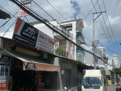 Gấp bán - nhà 2 mặt tiền ngang khủng hơn 9m, nở hậu 12m - 318m2 - 4 tầng - 12 pn - sẵn dòng tiền 0