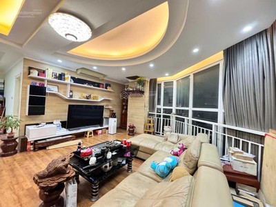 Chính chủ bán chung cư 137 nguyễn ngọc vũ 150m giá tớt 2