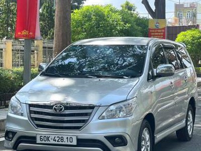 Cần bán Toyota Innova E 2014 2