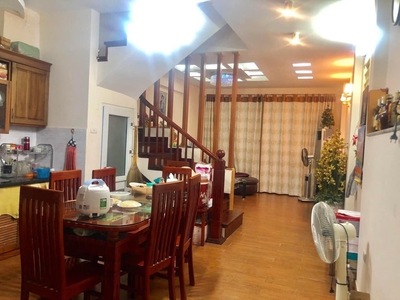 Bán nhà mặt phố triệu việt vương, 77m2, 7 tầng thang máy, giá 44.8 tỷ, mới đẹp, kinh doanh đỉnh 0