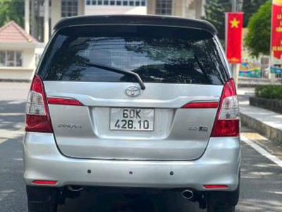 Cần bán Toyota Innova E 2014 5