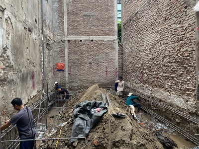 Bán gấp 54m đất chùa láng sẵn gpxd. mt 4.8. gia 12.8 3