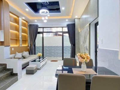 Duy nhất 1 căn, duy tân, 3 tầng, chỉ nhỉnh 3.x tỷ 1