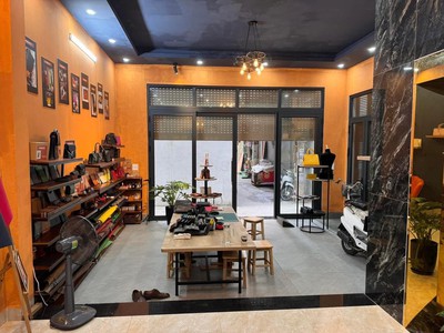 Chính chủ cho thuê gấp  mặt bằng kinh doanh tầng 1 toà nhà 7 tầng mới xây, 2 mặt tiền số 1 ngõ 1