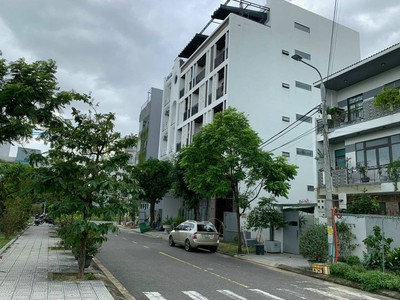 Bán lô đất MT khuê mỹ đông 14 đối diện công viên vị trí đẹp gầ biển mỹ khê đà nẵng 2