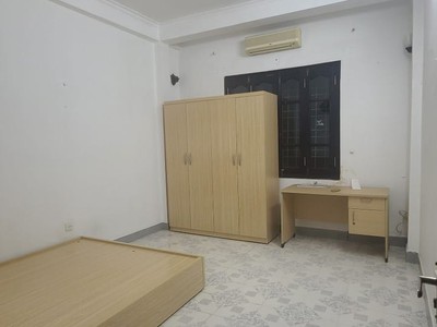 Phân Lô Lý Nam Đế 45M2 5 Tầng MT 4M 13.9 Tỷ Ngõ Kinh Doanh Gần Phố Ô TÔ ĐỖ Cổng 4