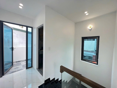 .nhà lô góc Tôn đức thắng - lê chân   1,88 tỷ 5