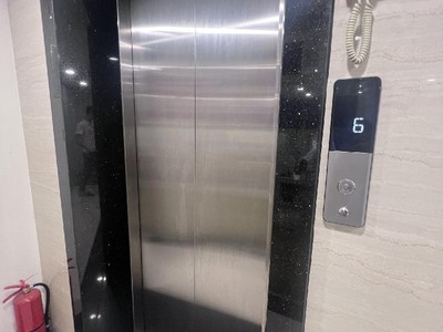 Bán biệt thự Lạc Long Quân, Võ Chí Công, 6 tầng, view 2 thoáng 3