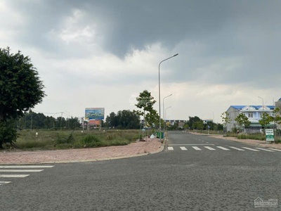 Chính chủ cần nhượng gấp lô đất 125m2 MT chính đường 15m cần tiền trả nợ 2