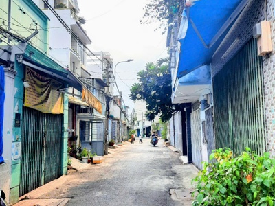 Hẻm ôtô - hoà bình, tân phú - 43m2 - ngang 4m - chỉ 4 tỷ nhích xíu 0