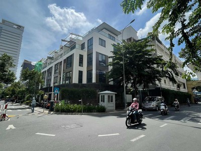 Chính chủ cần bán gấp mặt tiền cao thắng ngay cc hà đô 5tầng  4x16  30tỷ 2