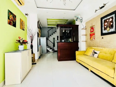 Quận 10 - cmt8 -hòa hưng 38m2 - 4 tầng đúc btct - giá 4 tỷ 9- không có căn thứ hai 0